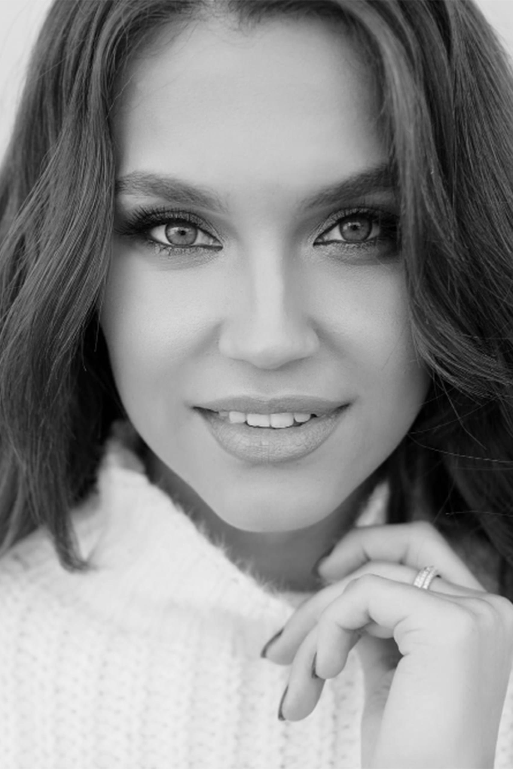 Cat eyes foxy eyes 1