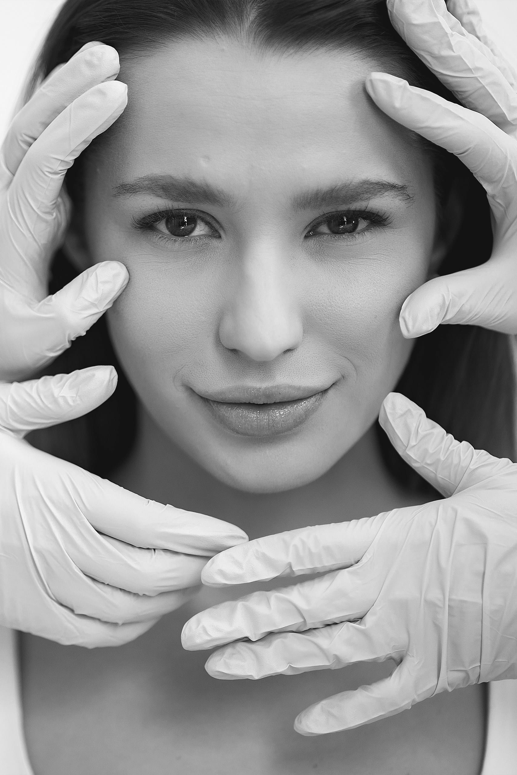 Lifting facial minim invaziv nonchirurgical cu FaceTite si AccuTite 3